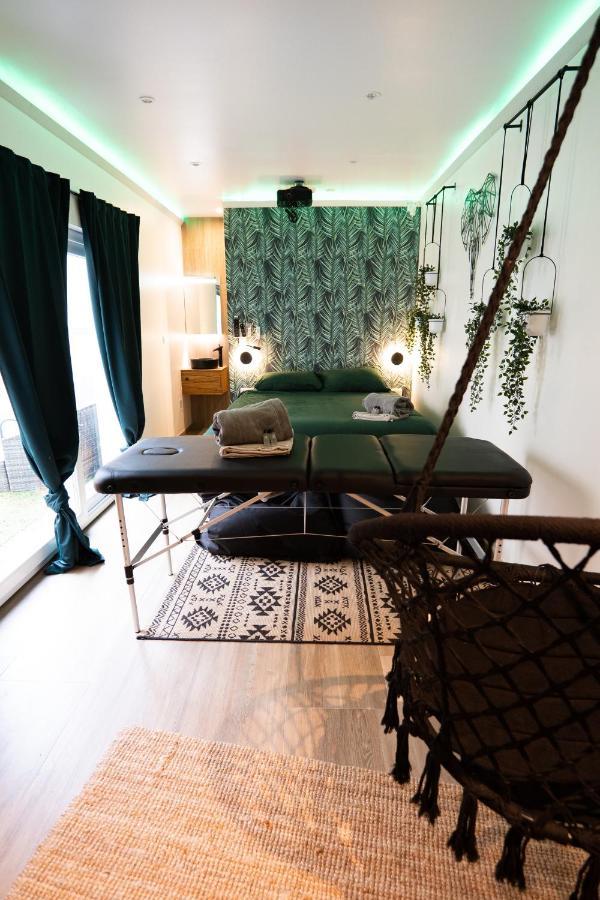Capsule Thailande I Sauna I Balneo I Console I Jeux En Bois I Cinema I Cour Interieure Trith-Saint-Leger Eksteriør billede