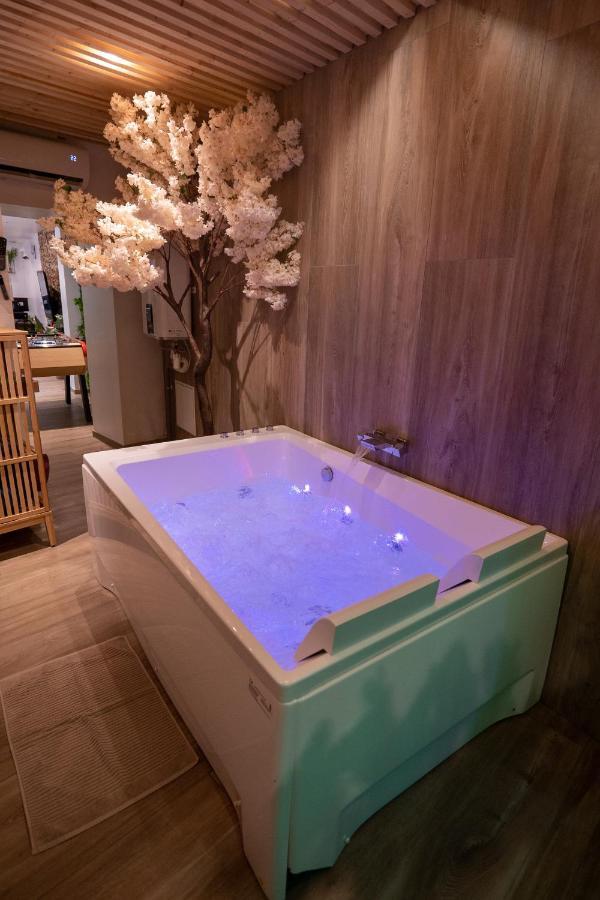 Capsule Thailande I Sauna I Balneo I Console I Jeux En Bois I Cinema I Cour Interieure Trith-Saint-Leger Eksteriør billede